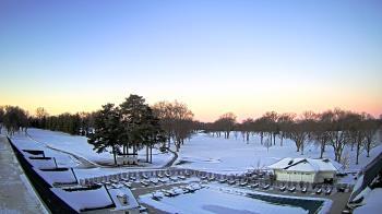 Weather camera view of Crystal Lake Country Club.