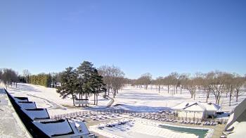 Weather camera view of Crystal Lake Country Club.