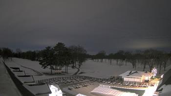 Weather camera view of Crystal Lake Country Club.