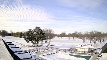 Weather camera view of Crystal Lake Country Club.