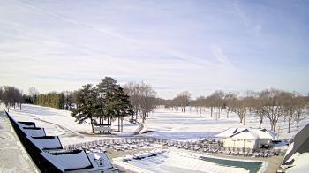 Weather camera view of Crystal Lake Country Club.
