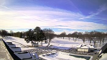 Weather camera view of Crystal Lake Country Club.