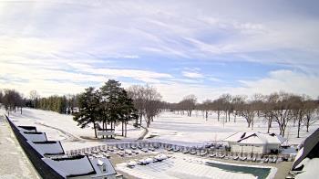 Weather camera view of Crystal Lake Country Club.