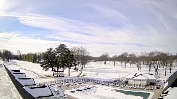 Weather camera view of Crystal Lake Country Club.