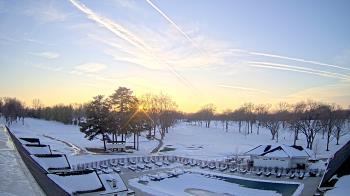 Weather camera view of Crystal Lake Country Club.