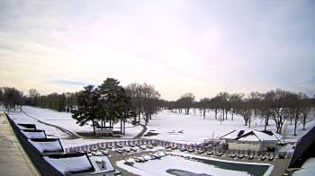 Weather camera view of Crystal Lake Country Club.