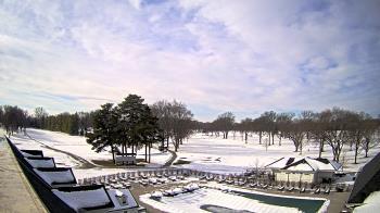 Weather camera view of Crystal Lake Country Club.