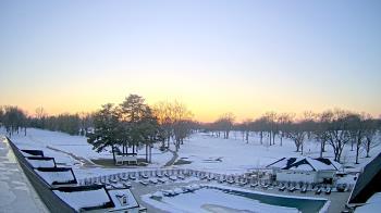 Weather camera view of Crystal Lake Country Club.