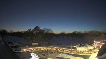 Weather camera view of Crystal Lake Country Club.