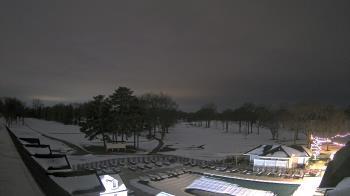 Weather camera view of Crystal Lake Country Club.