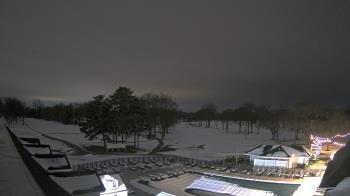 Weather camera view of Crystal Lake Country Club.
