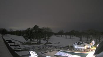 Weather camera view of Crystal Lake Country Club.