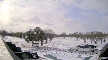 Weather camera view of Crystal Lake Country Club.
