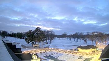 Weather camera view of Crystal Lake Country Club.