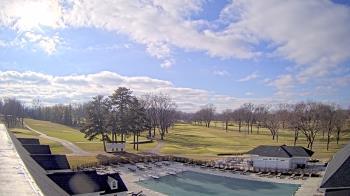 Weather camera view of Crystal Lake Country Club.