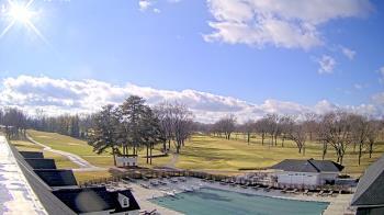 Weather camera view of Crystal Lake Country Club.