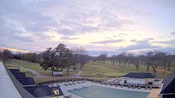 Weather camera view of Crystal Lake Country Club.
