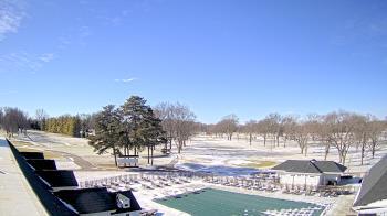 Weather camera view of Crystal Lake Country Club.