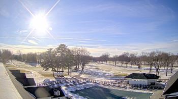 Weather camera view of Crystal Lake Country Club.