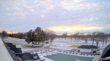 Weather camera view of Crystal Lake Country Club.