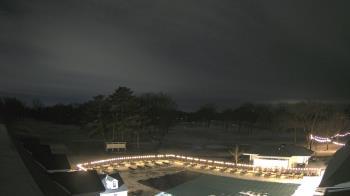 Weather camera view of Crystal Lake Country Club.