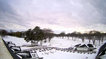 Weather camera view of Crystal Lake Country Club.
