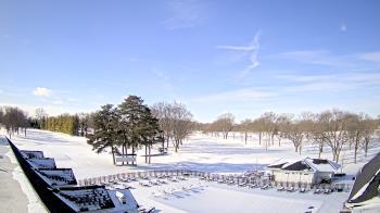 Weather camera view of Crystal Lake Country Club.