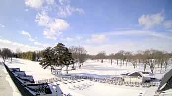 Weather camera view of Crystal Lake Country Club.