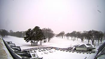 Weather camera view of Crystal Lake Country Club.
