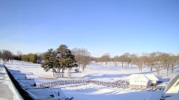 Weather camera view of Crystal Lake Country Club.