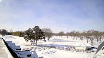 Weather camera view of Crystal Lake Country Club.