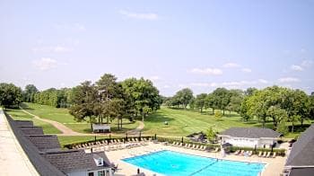 Weather camera view of Crystal Lake Country Club.
