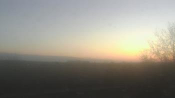 Weather camera view of Walkers Bluff.