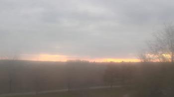 Weather camera view of Walkers Bluff.