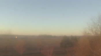 Weather camera view of Walkers Bluff.