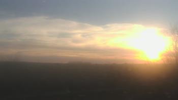 Weather camera view of Walkers Bluff.