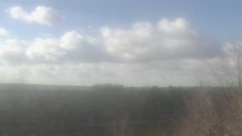 Weather camera view of Walkers Bluff.