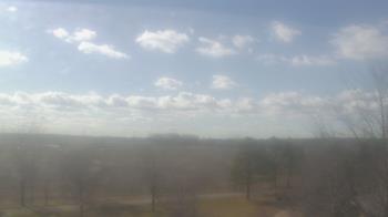 Weather camera view of Walkers Bluff.