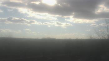 Weather camera view of Walkers Bluff.