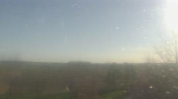 Weather camera view of Walkers Bluff.