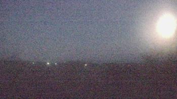 Weather camera view of Walkers Bluff.