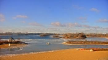 Weather camera view of Three Oaks Recreation Area.