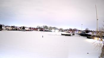 Weather camera view of Crestwood HS.