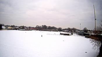 Weather camera view of Crestwood HS.