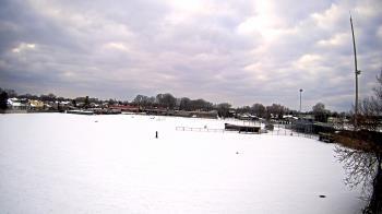 Weather camera view of Crestwood HS.