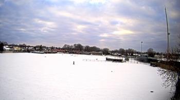 Weather camera view of Crestwood HS.