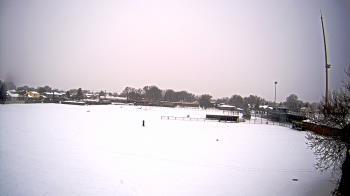Weather camera view of Crestwood HS.