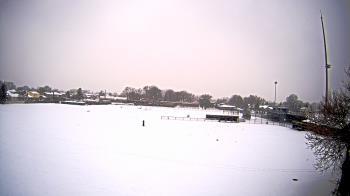 Weather camera view of Crestwood HS.