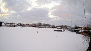 Weather camera view of Crestwood HS.