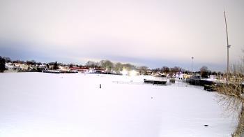 Weather camera view of Crestwood HS.